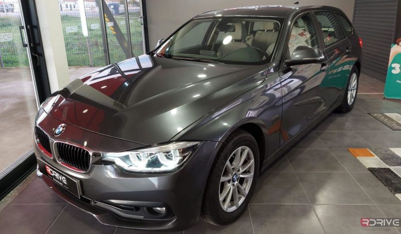 BMW Série 3 318D Touring Advantage completo