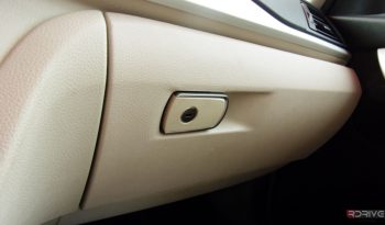 BMW Série 3 318D Touring Advantage completo