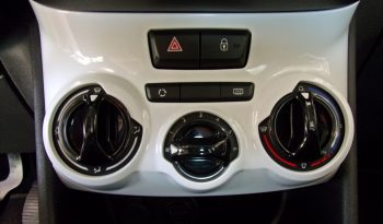 Peugeot 208 1.6 BlueHDi Active completo