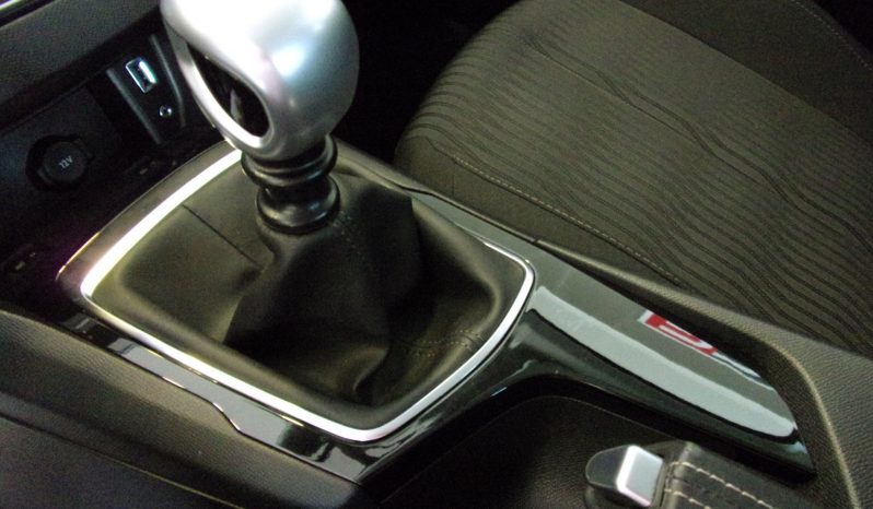 Peugeot 308 1.6 BlueHDi Style completo