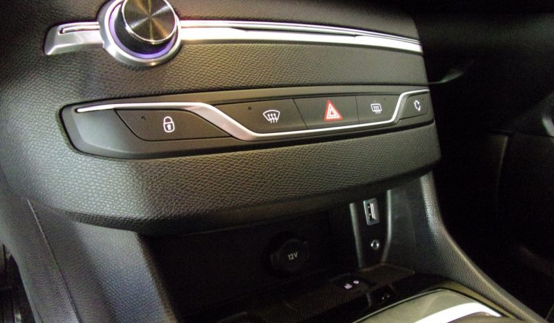 Peugeot 308 1.6 BlueHDi Style completo