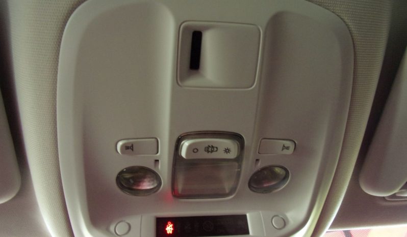 Peugeot 308 1.6 BlueHDi Style completo