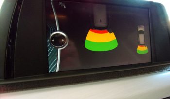 BMW Série 3 318D Touring Line Sport completo