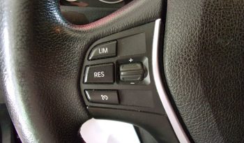 BMW Série 3 318D Touring Line Sport completo