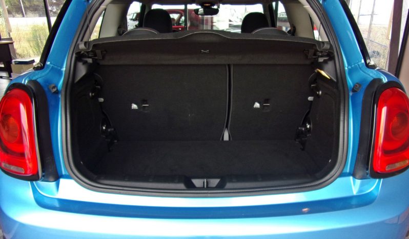 Mini Cooper D completo