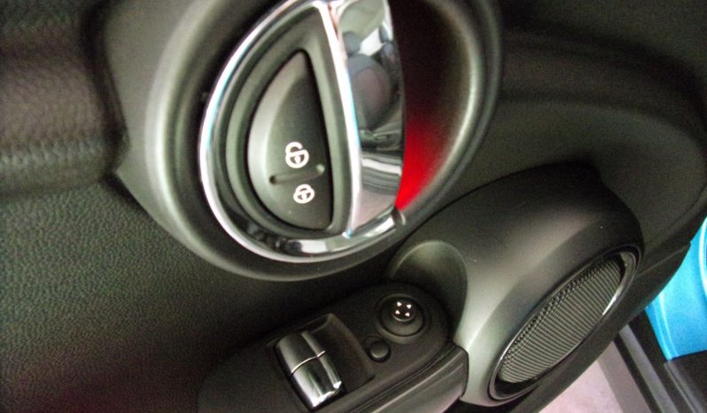 Mini Cooper D completo