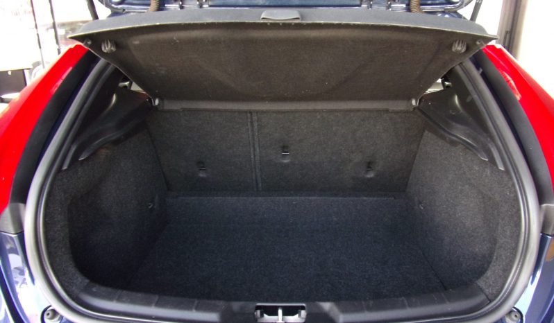 Volvo V40 1.6 D2 Momentum completo