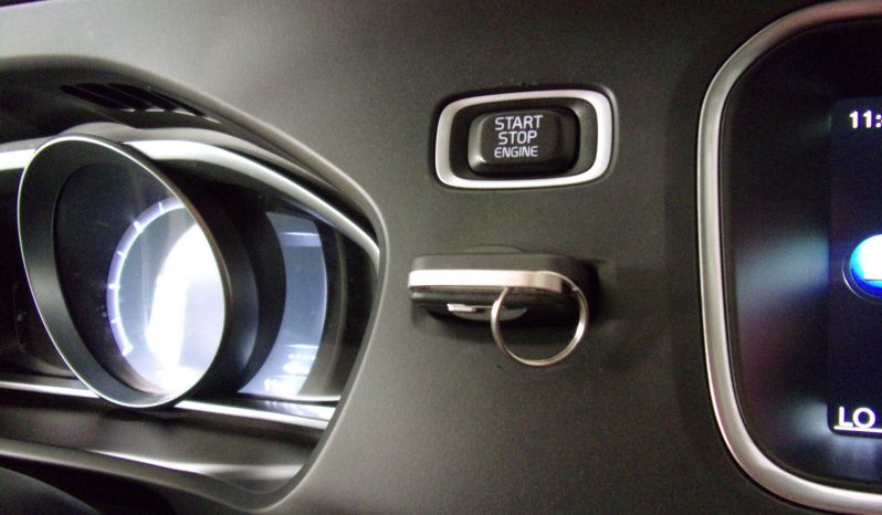 Volvo V40 1.6 D2 Momentum completo