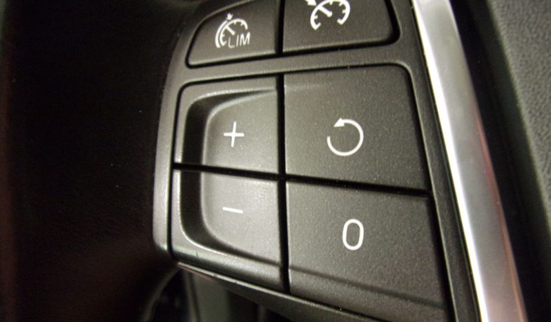 Volvo V40 1.6 D2 Momentum completo