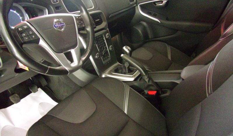 Volvo V40 1.6 D2 Momentum completo