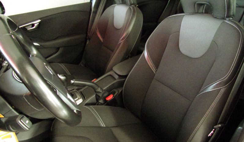 Volvo V40 1.6 D2 Momentum completo