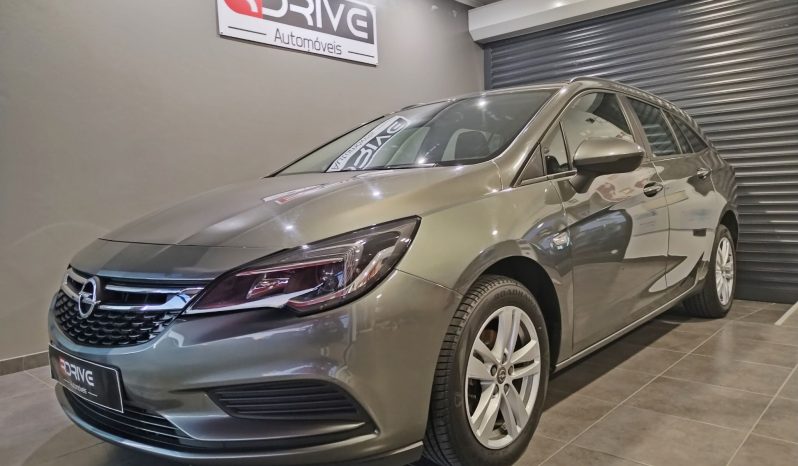 Opel Astra Sports Tourer 1.6 CDTI completo