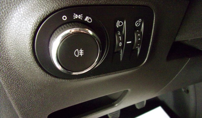 Opel Corsa–E 1.3 CDTI Dynamic completo