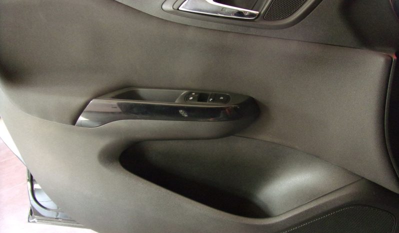 Opel Corsa–E 1.3 CDTI Dynamic completo