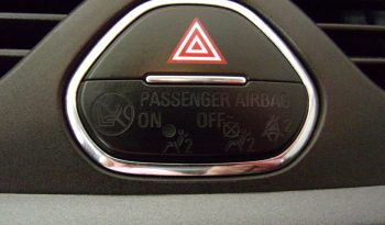 Opel Corsa–E 1.3 CDTI Dynamic completo