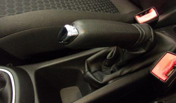 Opel Corsa–E 1.3 CDTI Dynamic completo