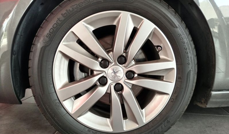 Peugeot 308 SW 1.6 BlueHdi completo