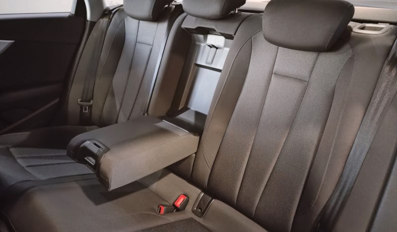 Audi A4 Avant 2.0 TDI Advance completo