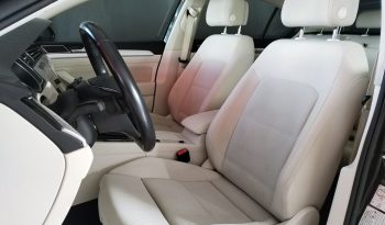 Volkswagen Passat 2.0 TDi Business DSG completo