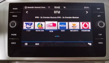 Volkswagen Passat 2.0 TDi Business DSG completo