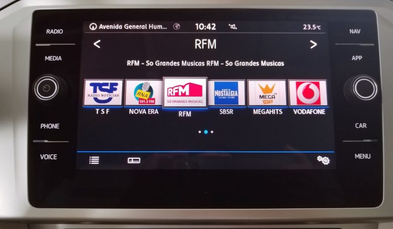 Volkswagen Passat 2.0 TDi Business DSG completo