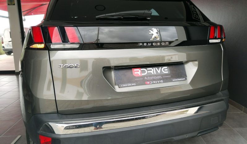 Peugeot 3008 1.5 BlueHdi Active completo