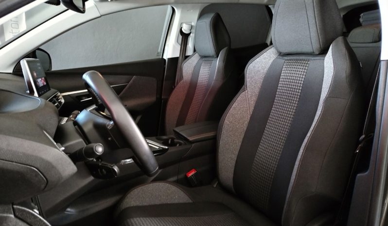 Peugeot 3008 1.5 BlueHdi Active completo