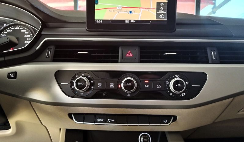 Audi A4 2.0 TDi S Tronic completo