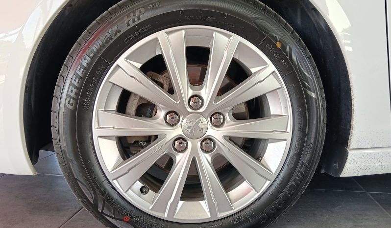 Peugeot 308 SW 1.5 BlueHdi Style completo