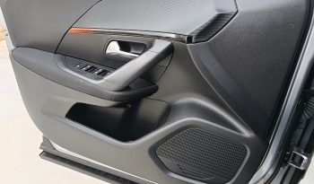 Peugeot 2008 1.2 PureTech Active Pack completo