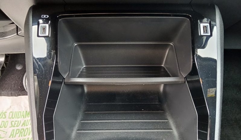 Peugeot 2008 1.2 PureTech Active Pack completo