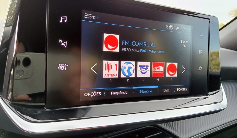 Peugeot 2008 1.2 PureTech Active Pack completo