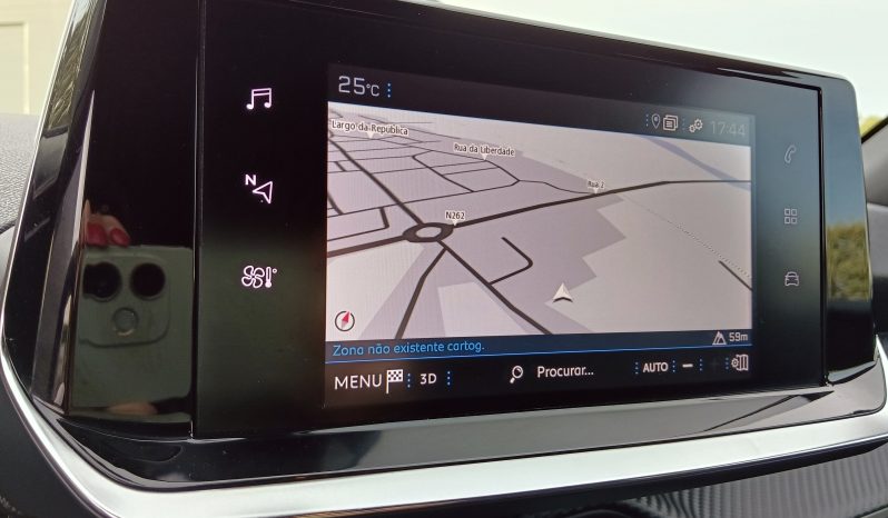 Peugeot 2008 1.2 PureTech Active Pack completo