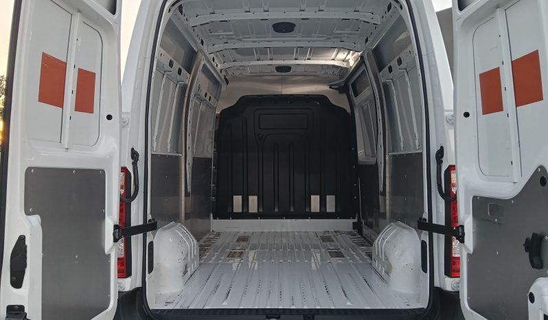 Renault Master 2.3 dCi L2H2 completo